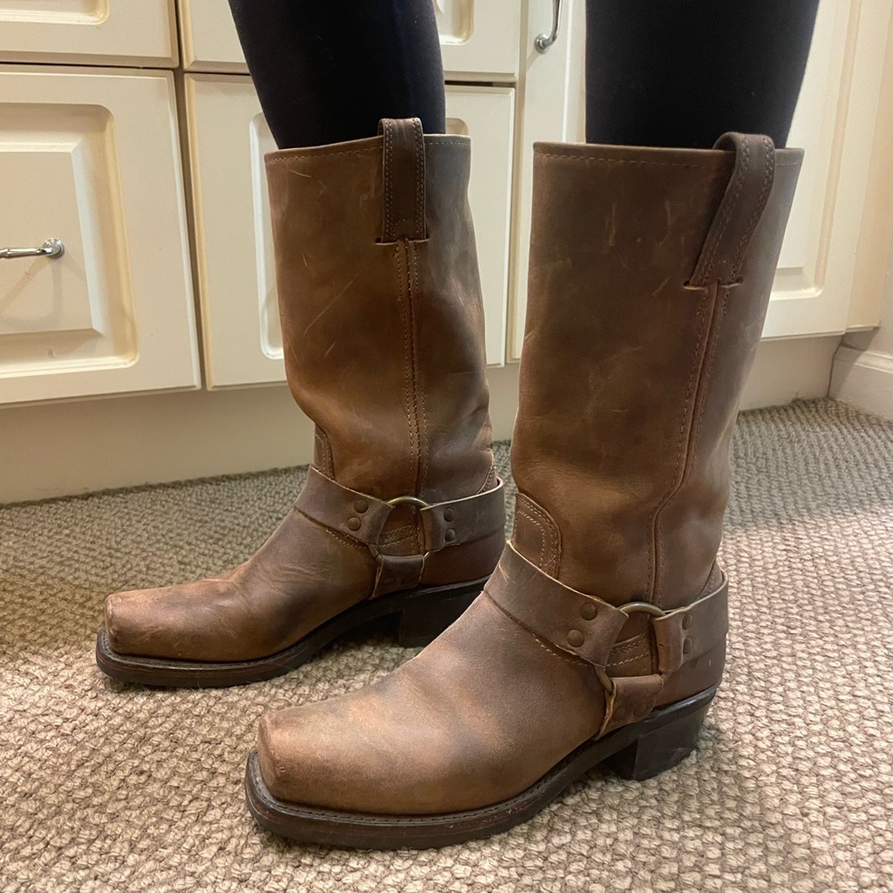 Frye Boots - Harness 12R